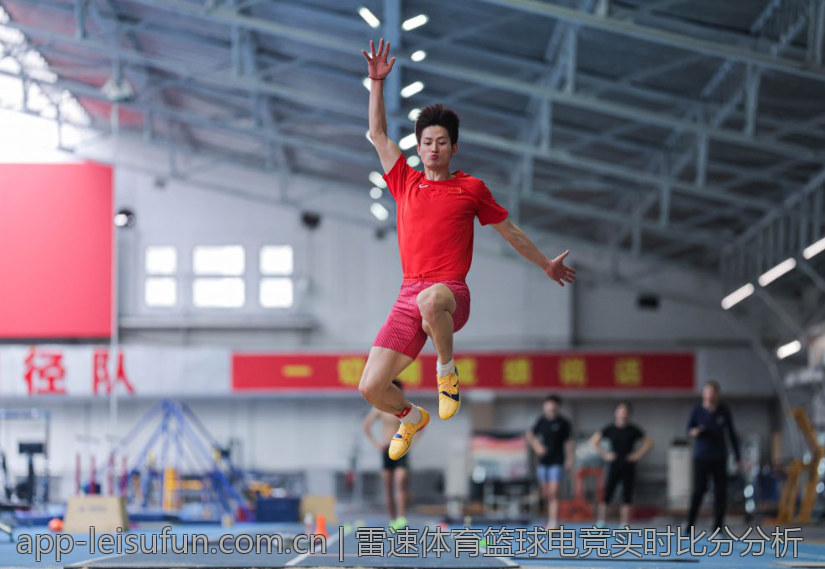雷速体育篮球电竞实时比分分析